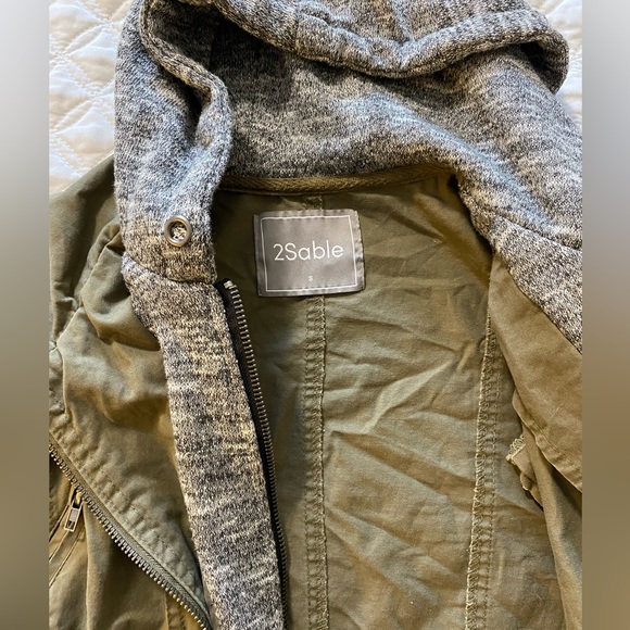 Olive Jacket - Picture 5 of 6